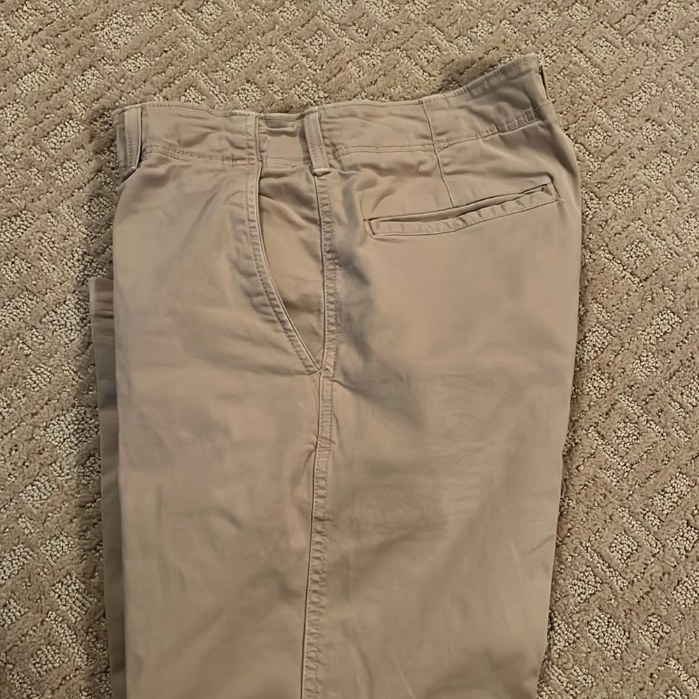 American eagle extreme flex khaki 34x34